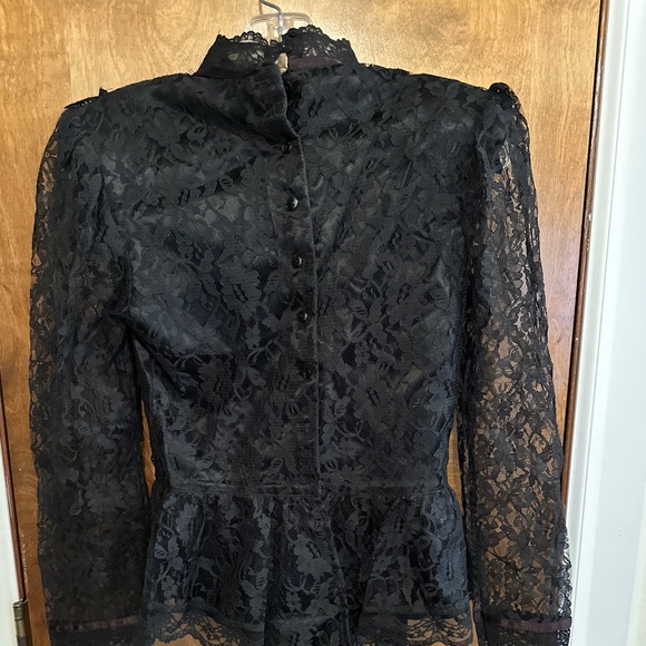 Gunne Sax Black Lace Top Size 7  or S - Picture 6 of 15
